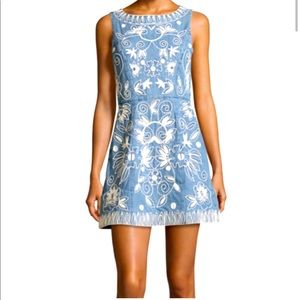 NWT Alice + Olivia Lindsey embroidery denim dress